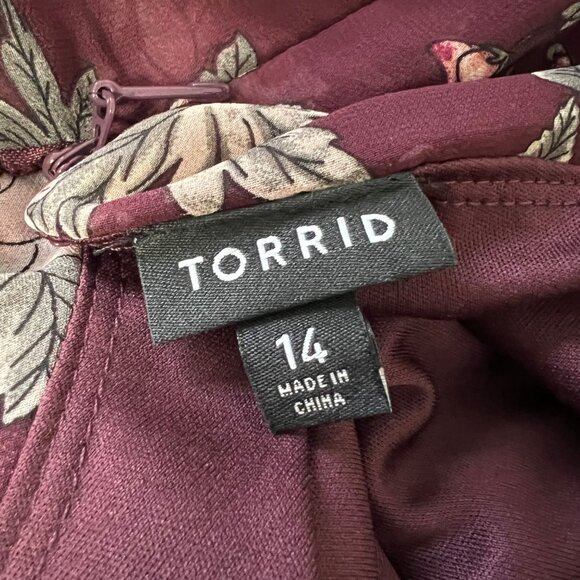 Torrid Womens Floral Cold Shoulder Skater Dress Burgundy Wine Ruffle size 14 - Picture 9 of 12
